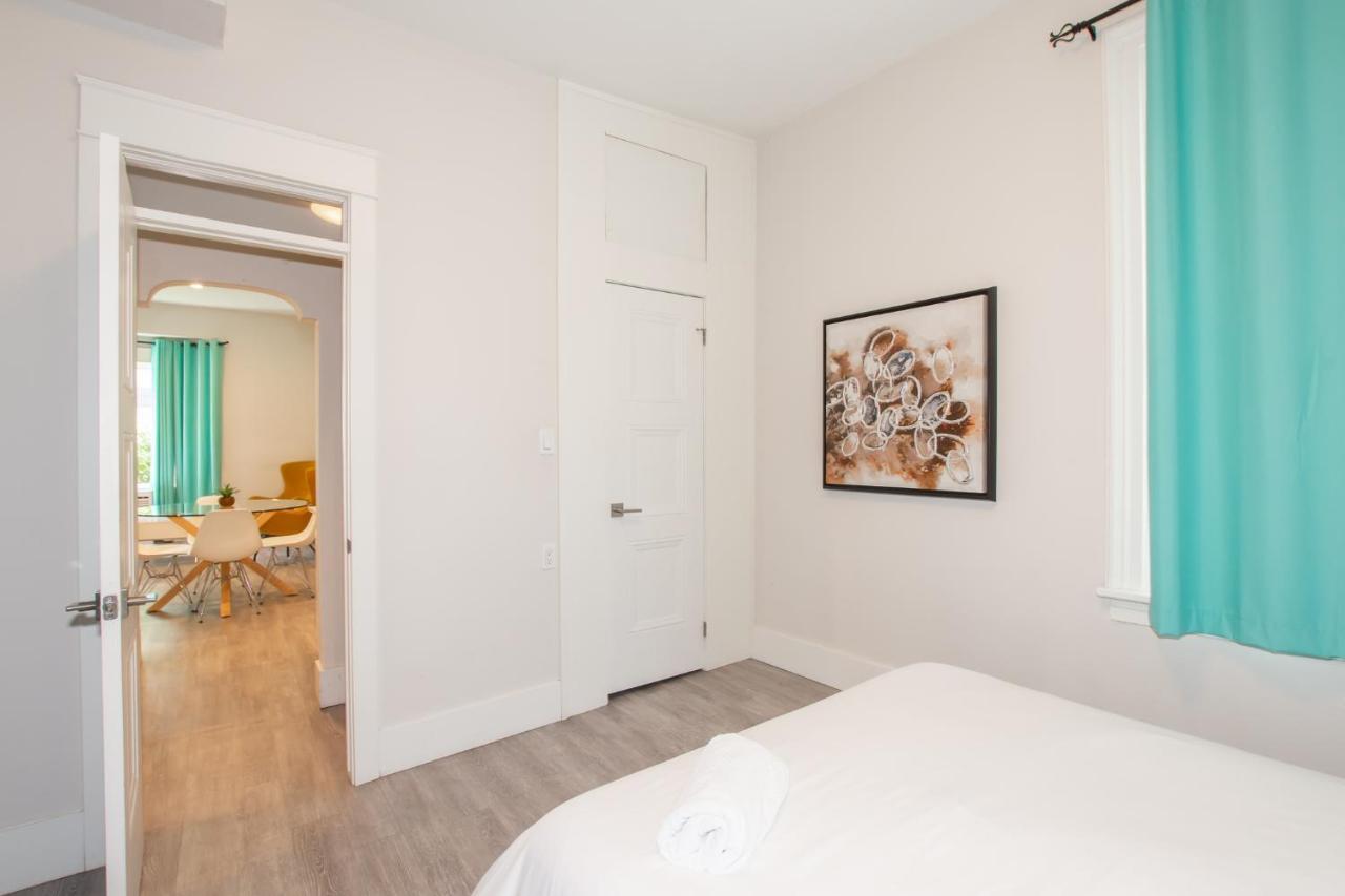 Charming Niagara Region Apt. Newly Renovated! Apartamento Sainte-Catherine Exterior foto